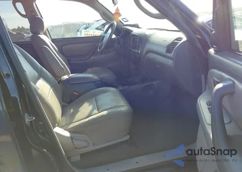 2002 Toyota Sequoia Sr5 V8 z USA, uszkodzony, nr VIN 5TDZT34AX2S059303